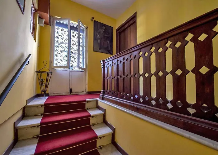 Ca Fede 3* البندقية